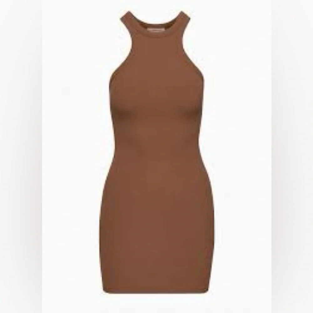 Aritzia Babaton Sculpt Ribbed Racerback Mini Dress in Brown, Size L - Picture 1 of 17